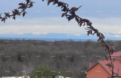 Bouwgrond van 3.800 m² met uitzicht op zee