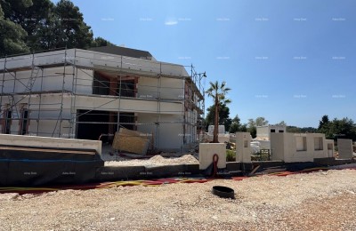 Moderne villa te koop in Rovinj